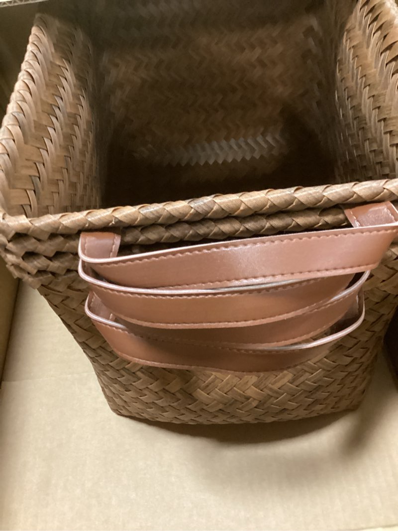 https://lotting-media.assets.bidfta.com/lotting_096baf3b-5499-4808-be46-9c1138e54ce1
