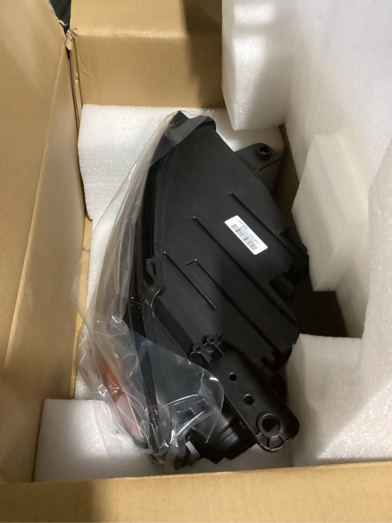 Condition photo showing Good Condition for Headlights Assembly Compatible with Jeep Compass 2017-2021, Headlamp Left Driver Side Replacement CH2502295 55112707AE Left Halogen Type
