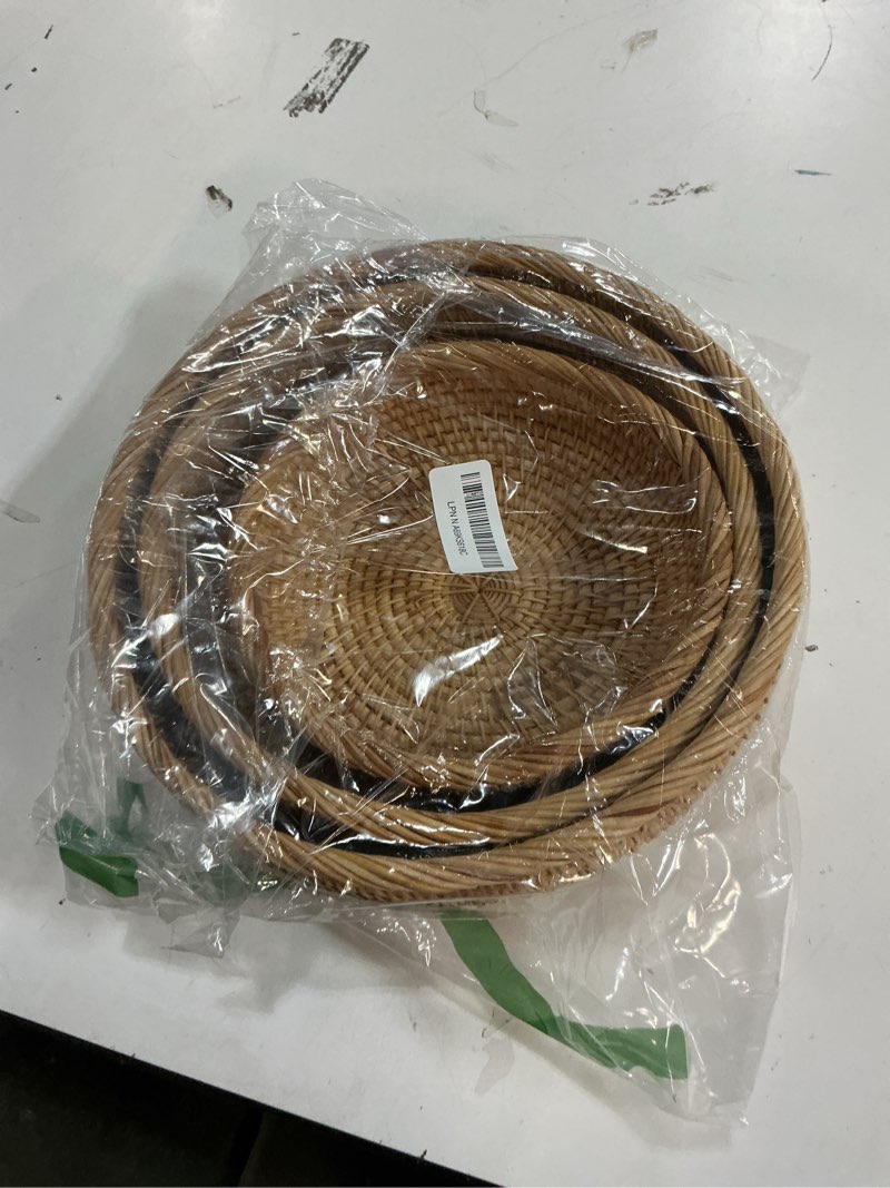 Condition photo showing Good Condition for Jucoan 3 Pack Round Rattan Fruits Bread Baskets, Vintage Hand-woven Wicker Fruit Serving Baskets Bowls for Candy, Snack, Keys, Kitchen Countertop, 3 Size