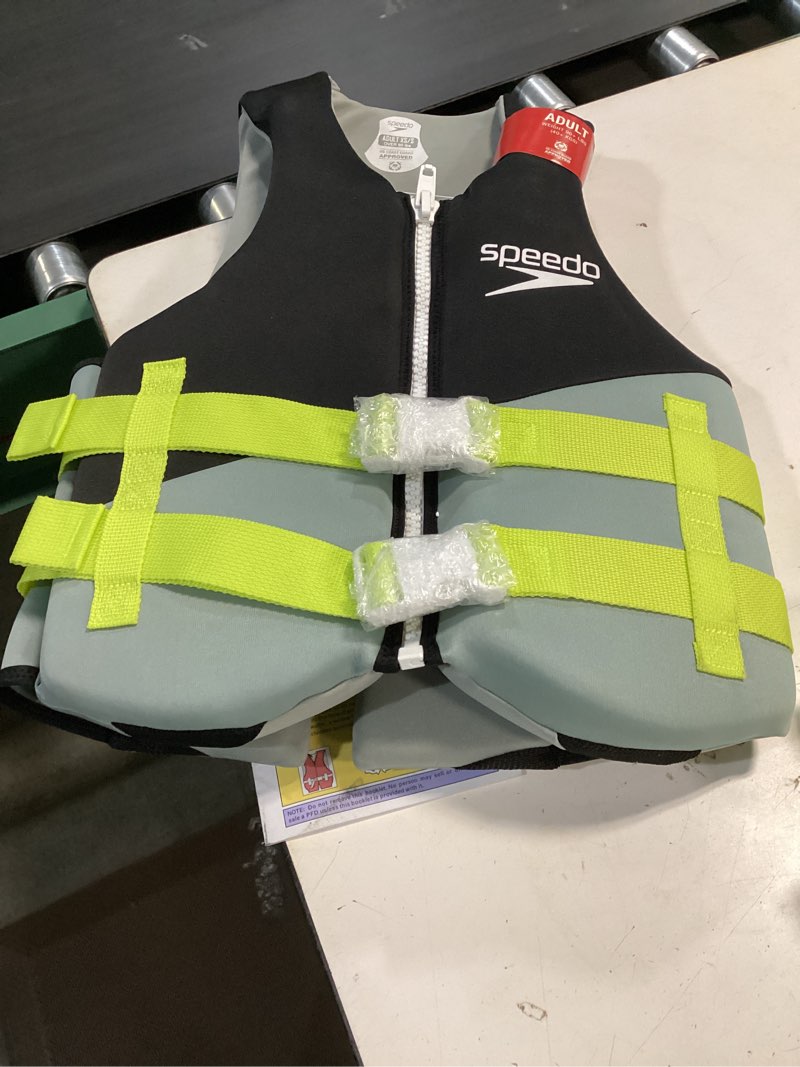 Speedo Adult Small  Boating, Wakeboarding, Waterskiing & Your Favorite Water Activities