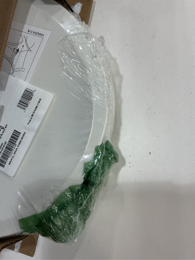 Condition photo showing Good Condition for Kohler K-4639-Rl Cachet Readylatch Round-Front Quiet-Close Toilet Seat - White