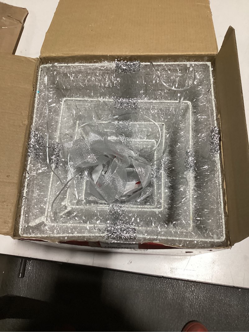 Condition photo showing Good Condition for Set of 4 Christmas Lighted Gift Boxes, Pre-lit Light up Present Set with Different Sizes for Holiday Indoor Outdoor Decorations - Battery Operated(Warm White) Warm White-2