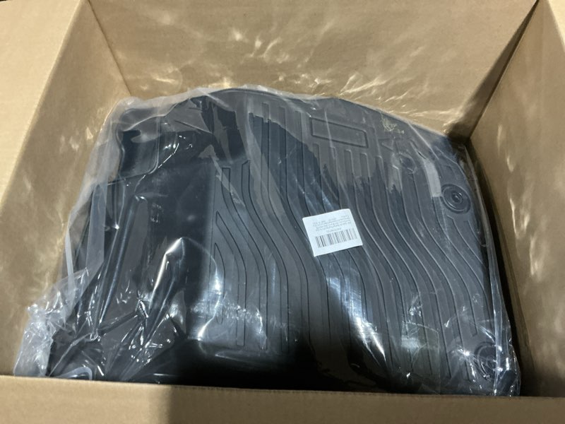 Condition photo showing Good Condition for All Weather Floor Mats Fit for Jeep Grand Cherokee(WL Include 4xe, Not WK2 or WL75) 2022-2025 5 Seat Only TPE Rubber Liners All Season Guard Odorless Anti-Slip Floor Mats black 2 row floor mats grand cherokee 5 seat
