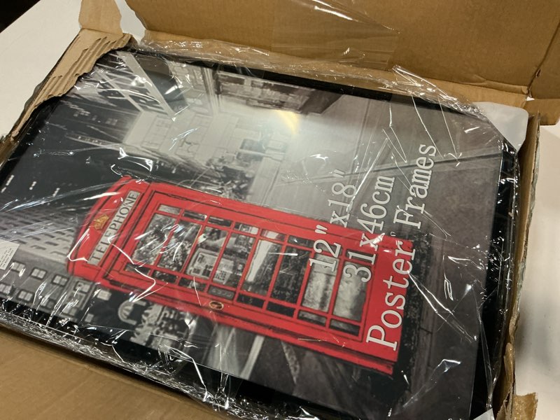 Condition photo showing Good Condition for lavezee 12x18 poster frame black 6 packs, lightweight 12 x 18 picture frames for wall mounting, display 12 by 18 pictures, posters & art prints vertically or horizontally