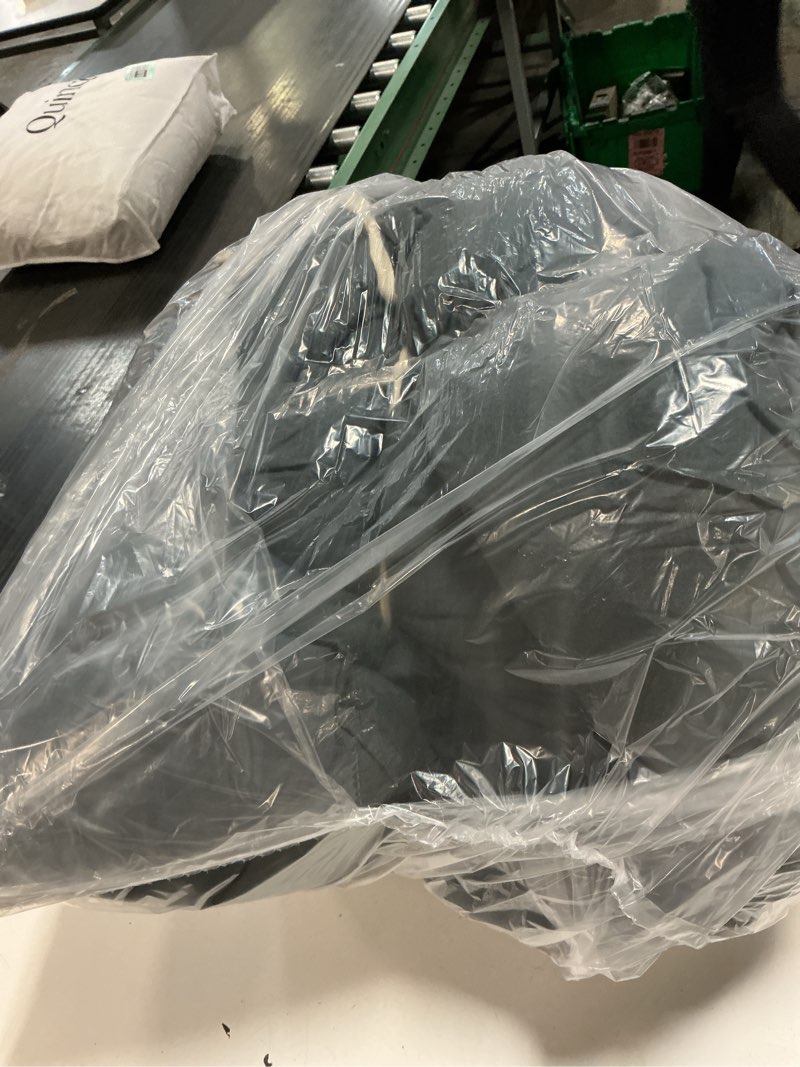 Condition photo showing Good Condition for cotton pintuck comforter, king/cal king, nightfall