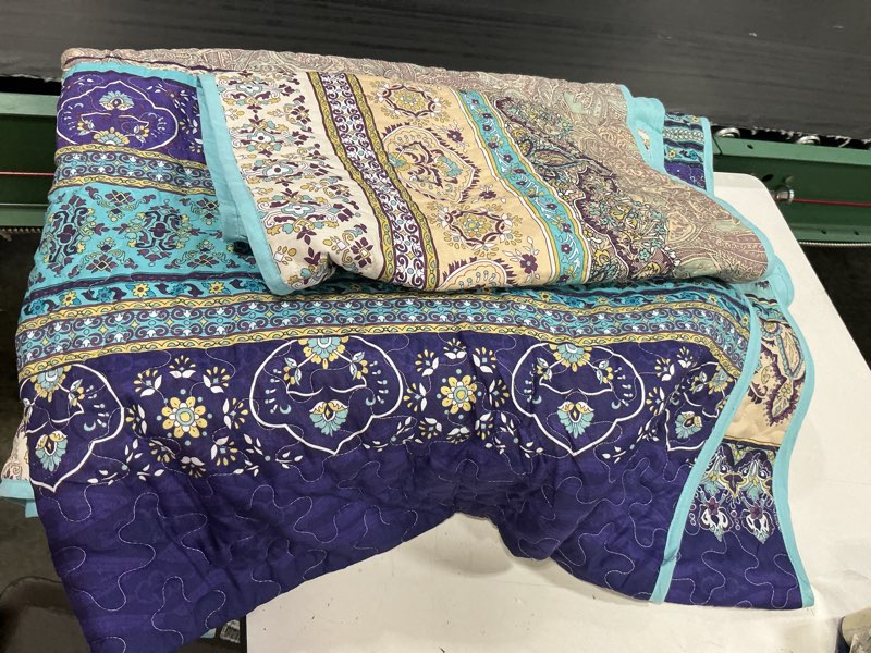 Condition photo showing As Is for dintszyayue bohemian quilt set king blue,3pcs stripe boho bedspread lightweight adult(90"x110")
