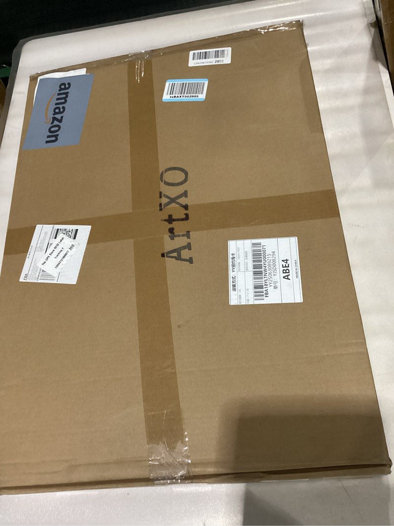 Condition photo showing As Is for Gold frame (measurments n/a)