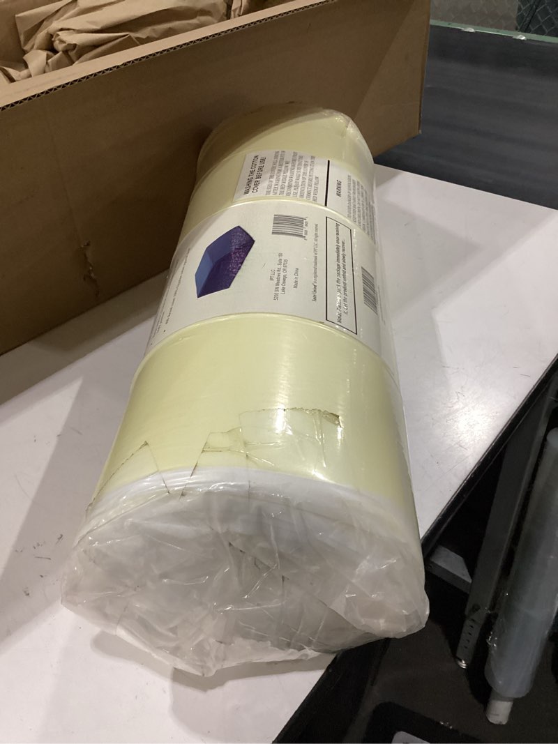 Condition photo showing New/Like New for ortho bed wedge pillow with a 400 thread count, 100% egyptian cotton cover (8" x 21" x 24")