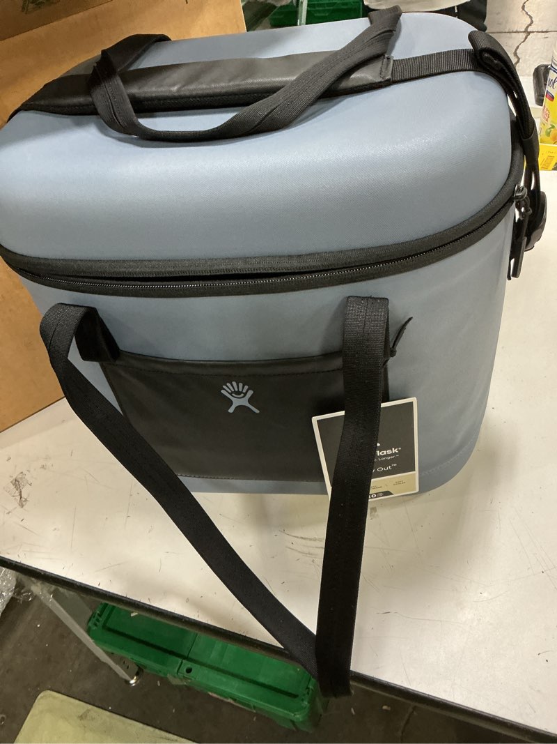 Condition photo showing Good Condition for hydro flask cooler bag - insulated portable soft cooler - 20 l capacity in koala gray and black cooler 20 l koala and black