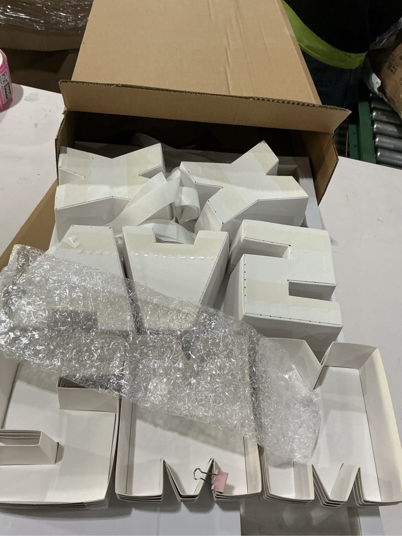 Condition photo showing Good Condition for dunzoom 8 pack xmas letter boxes for christmas gift wrapping xmas letter shaped empty flower gift box fillable christmas party favors candy presents packaging (white,clear lid) white clear lid