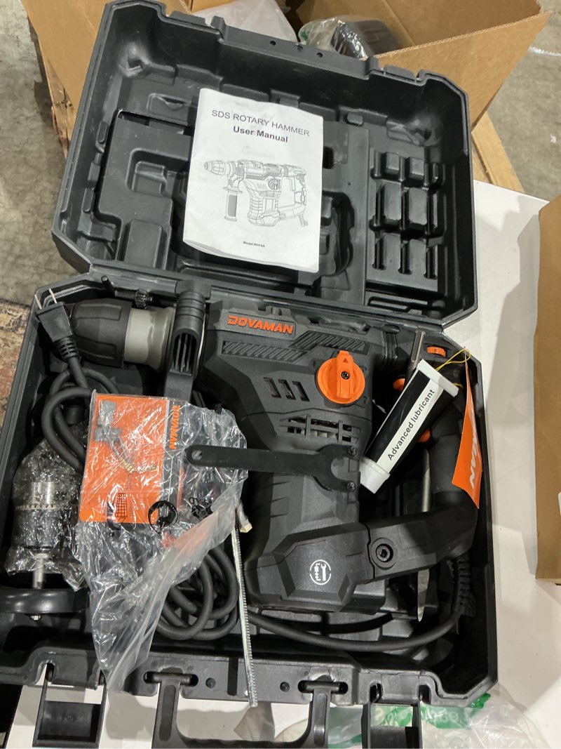 Condition photo showing Good Condition for 1-9/16'' sds rotary hammer drill, 12.5amp heavy duty rotary hammer with 4 functions, safety clutch, vibration control, corded hammer drill for concrete, drill bits and chisels included