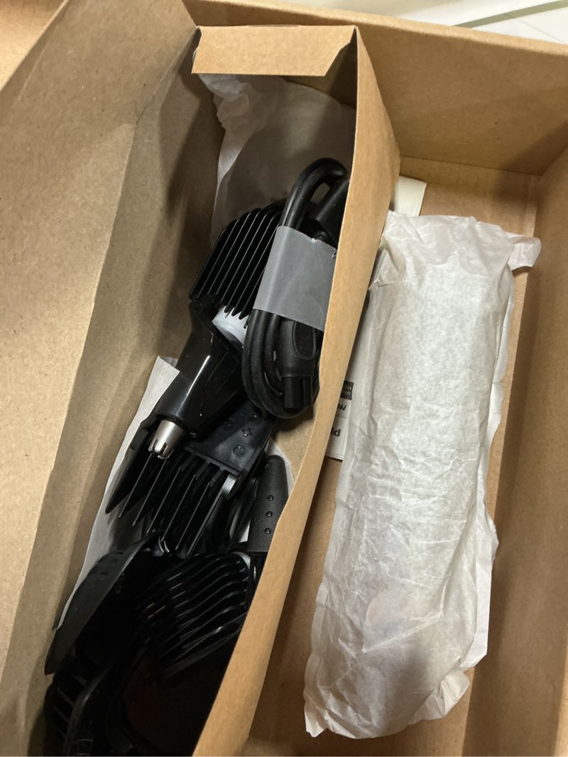 Condition photo showing Good Condition for norelco philips all-in-one 3000 series 13 in 1 trimmer for men, beard trimmer & head hair clipper, full metal self-sharpening blades & 8 length settings, mg3939/50