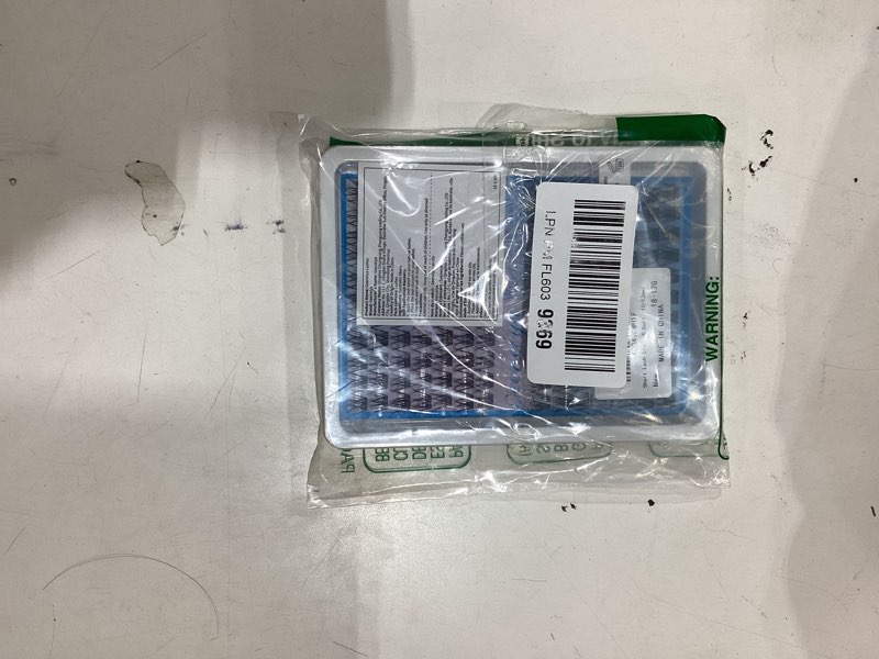 Condition photo showing New/Like New for Short Lash Clusters Wispy C Curl Eyelash Clusters 10-12MM Individual Eyelashes Natural Cluster Eyelash Extensions Natural Looking Cluster Lashes by Geeneiya?154PCS, C Curl, 10-12mm) 7V Cross