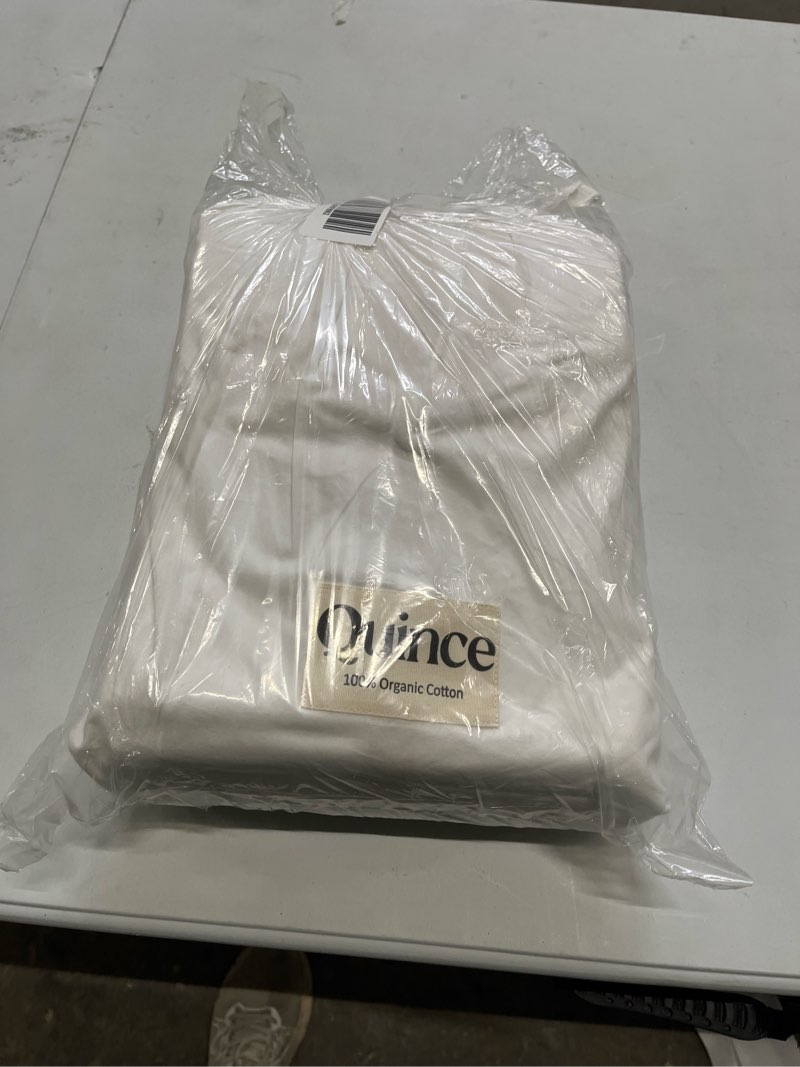 Condition photo showing New/Like New for organic brushed cotton sheet set, queen, white
