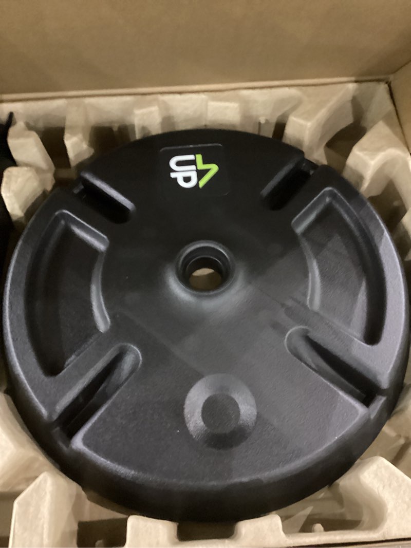 Rotating skateboard stand