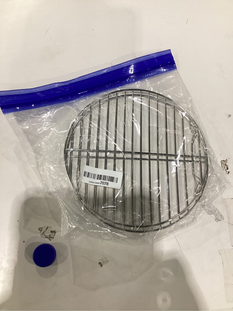 Condition photo showing Good Condition for campingmoon ?8.27inch/?21cm round stainless steel roasting baking steaming cooling rack cooking grid grill fits for 10-inch dutch oven w21 dia 8.3 inches, w21 2pcs