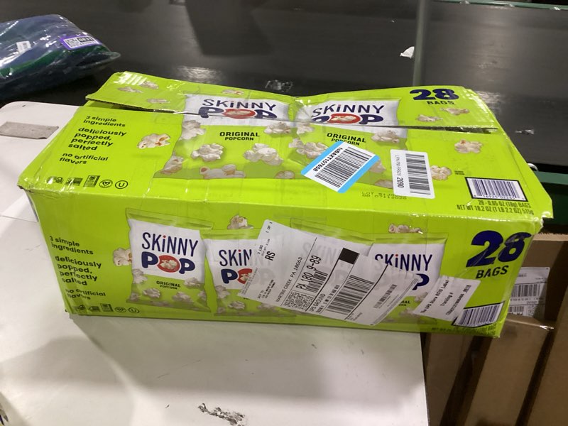 Condition photo showing New/Like New for SkinnyPop Original Popcorn, Individual Snack Size Bags, Skinny Pop, Healthy Popcorn Snacks, Gluten Free, 0.65 Ounce (Pack of 28)