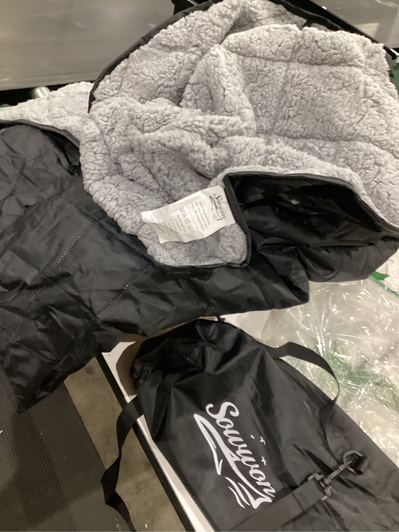 Condition photo showing As Is for down under outdoors large waterproof windproof extra thick 350 gsm quilted fleece, or sherpa stadium blanket