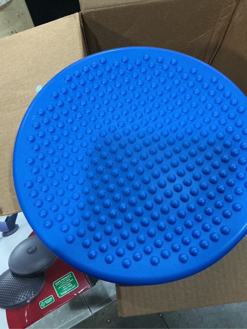 Condition photo showing Good Condition for gymnic disc'o'sit