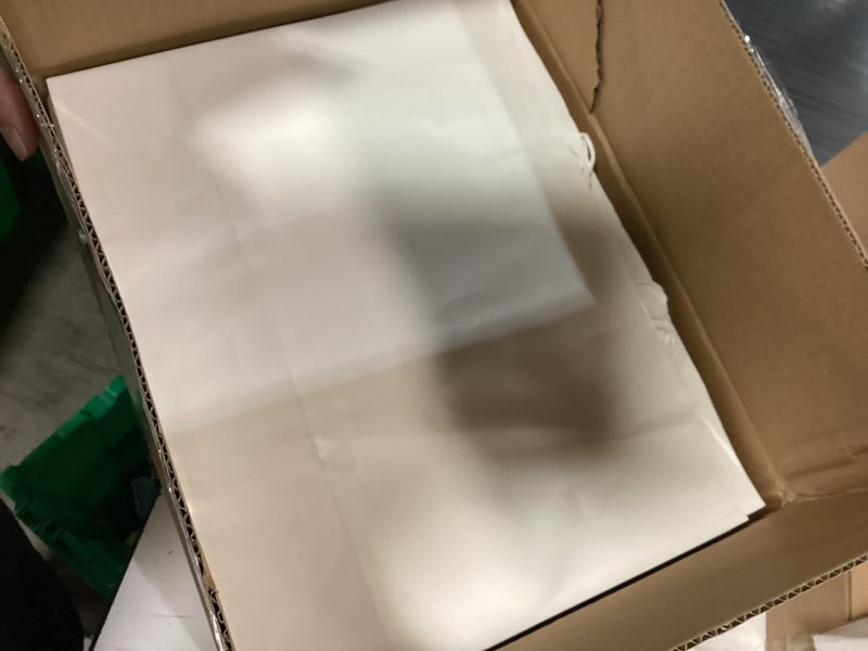 Condition photo showing Good Condition for MESHA 16x6x12'' White Kraft Paper Bags With Handles,50 Pack Large Gift Bags Bulk Bulk Reusable for Business,Retail,Birthday,Wedding,Party,Favor,Merchandise,Grocery Shopping Bag White 1 count (Pack of 1)