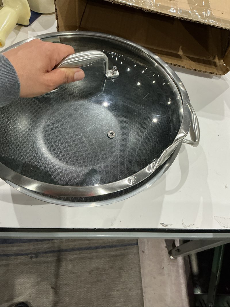 Condition photo showing As Is for lolykitch 13 inch new hybrid tri-ply stainless steel wok pan with lid,ceramic non stick stir-fry pans,induction cooking pot,dishwasher and oven safe 13-inch double handle