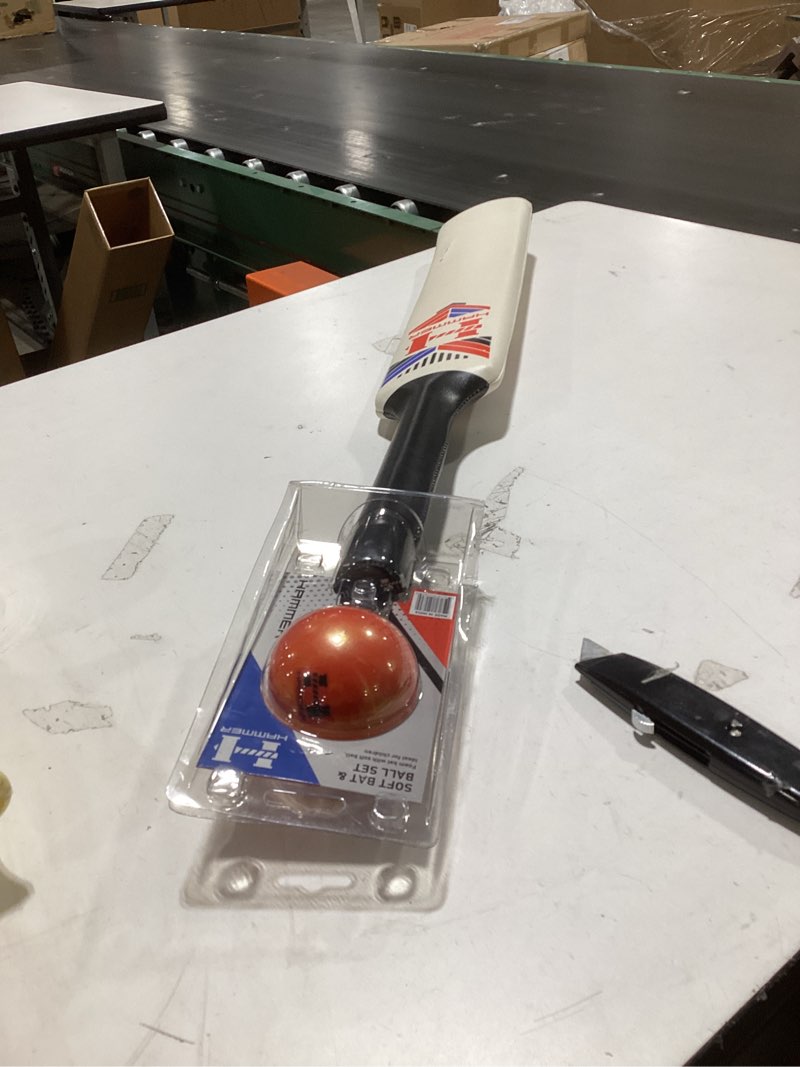 Condition photo showing Good Condition for Hammer Plastic Cricket Bat Set (One Soft Bat and Ball) - Durable & Lightweight Cricket Bat Easy to Transport - Ideal Bat and Ball Set for ?Children/Junior/Boys - Classic White Color
