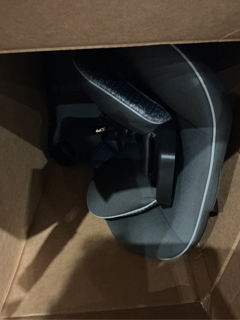 Condition photo showing Good Condition for easy elite slim all-in-one convertible car seat