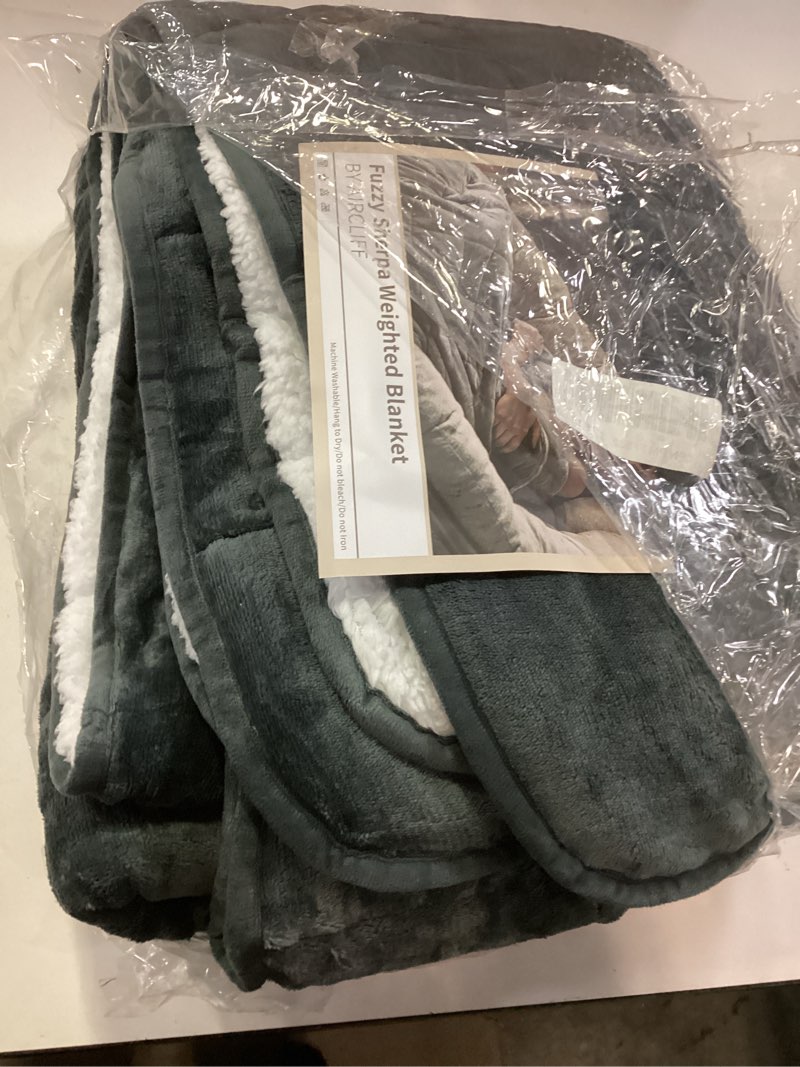 Condition photo showing Good Condition for Weighted Blanket 20 lbs 60x80 inches, Sherpa Fleece Throw Blanket for Winter, Fuzzy Fluffy Soft Cozy Heavy Blanket for Couch Sofa, Plush Thick and Warm Blanket Queen Size Bed Grey 60"x80" | 20 lbs