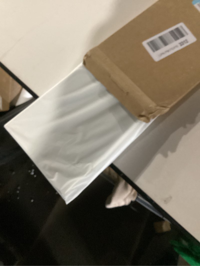Condition photo showing Good Condition for MKO 20" Floating Shelves for Wall, Long Metal Wall Mounted Shelf for Bathroom, Bedroom, Living Room, Kitchen, Display Hanging Shelves for Books/Storage/Room Decor 2 Packs, White White 20 IN