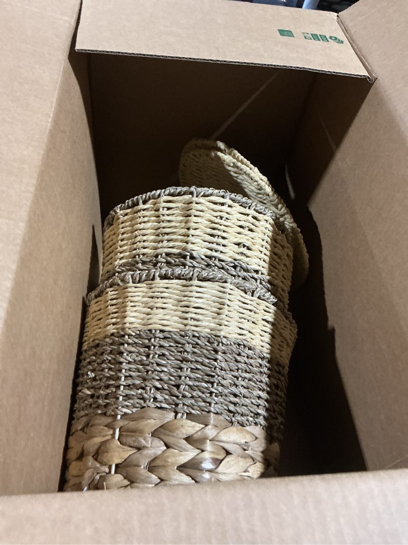 Condition photo showing As Is for Ctosree 2 Pcs Wicker Trash Can Basket Woven Waste Basket with Lid Bathroom Wastebasket Garbage Bin with 100 Pieces of Trash Bags for Bedroom Farmhouse Home Office Kitchen (Wood Color, Medium)