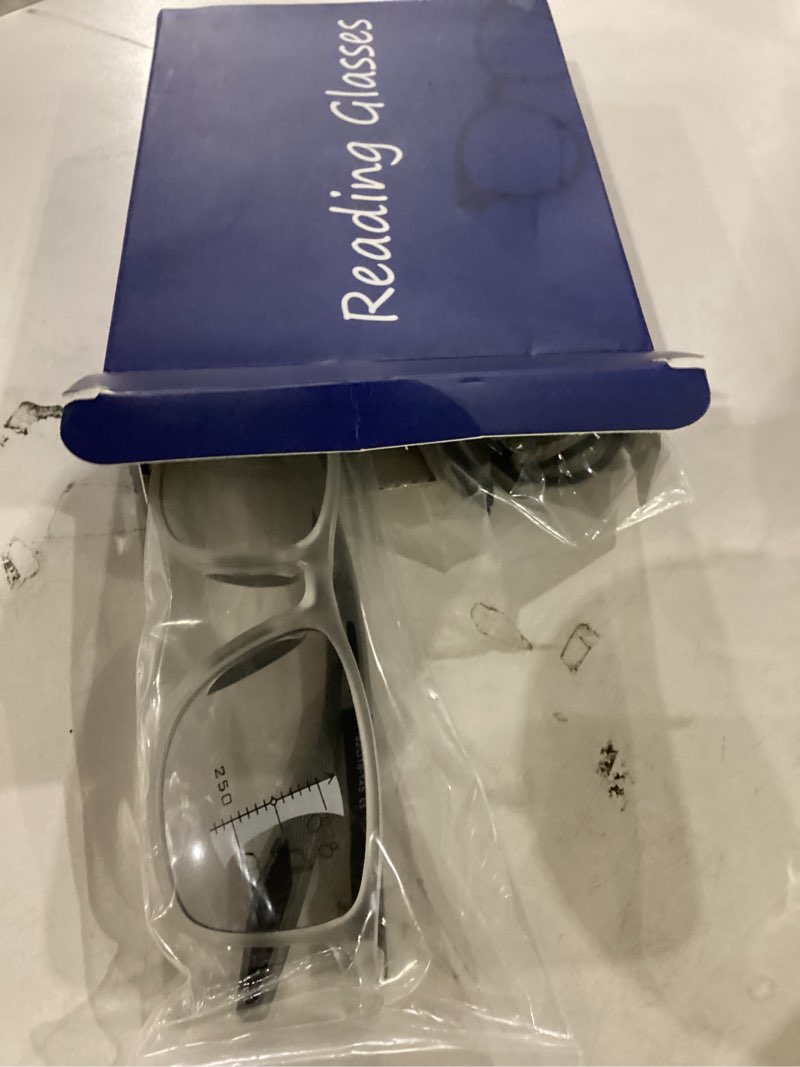Condition photo showing New/Like New for hubeye photochromic progressive reading glasses for men and women ultralight flexible anti-blue light readers ?navy blue+clear+black?+2.5? navy blue+clear+black 2.5 diopters