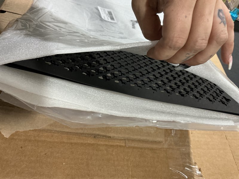 Condition photo showing Good Condition for gisafai 4 pcs decorative cloverleaf aluminum sheet 12 in. x 24 in. x 0.02 in. black perforated decorative metal sheets metal mesh aluminum sheet for indoor outdoor