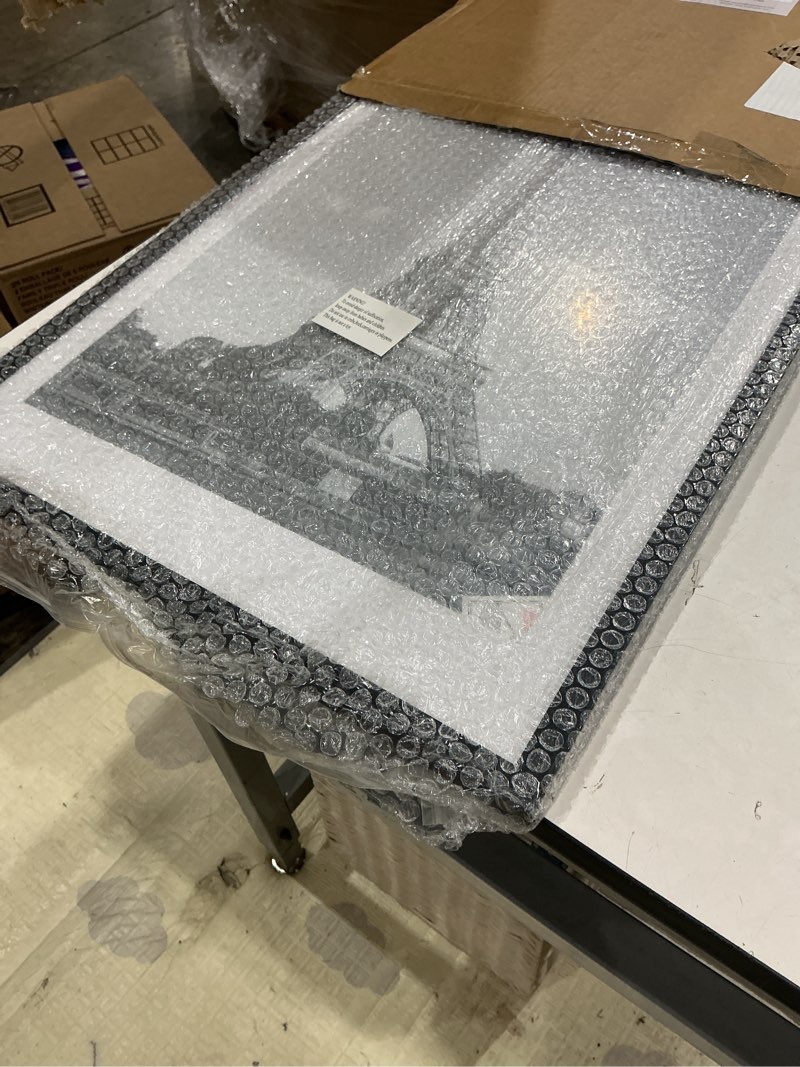 Condition photo showing Good Condition for upsimples 16x24 picture frame, display pictures 14x20 with mat or 16 x 24 without, wall hanging poster frames, black, 1 pack black 16x24