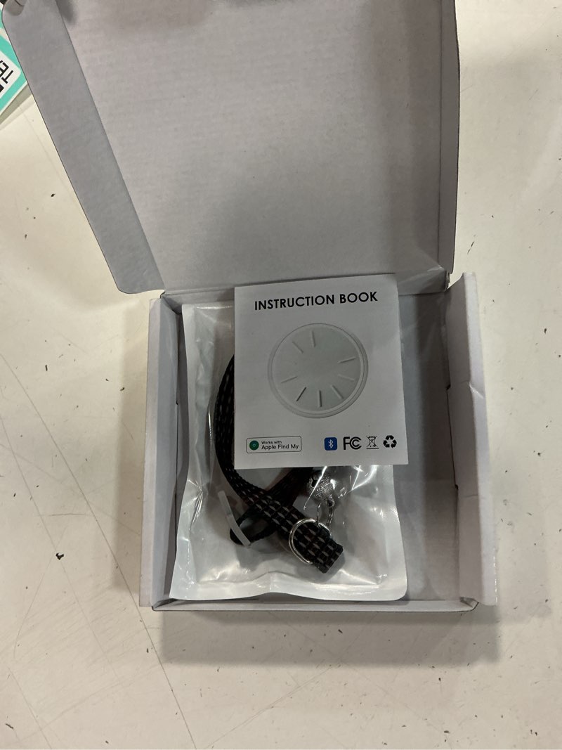 Condition photo showing New/Like New for cat tracker collar waterproof airtag cat collar with finder tag (ios only not for android devices), compatible with apple find my, breakaway tractive with reflective pattern & bell, black, 8-12"