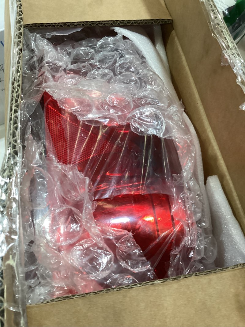 Condition photo showing Good Condition for Boine Tail Light Compatible With 2007 2008 2009 Dodge Ram 1500 2500 3500 Driver and Passenger Side Red Lens Rear Light Brake Lamps Replaces 55277303AC, 55277302AC