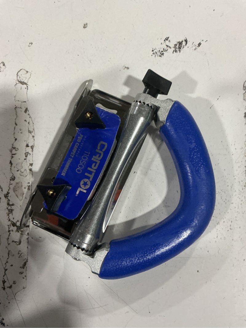 Condition photo showing Good Condition for capitol professional carpet wall trimmer