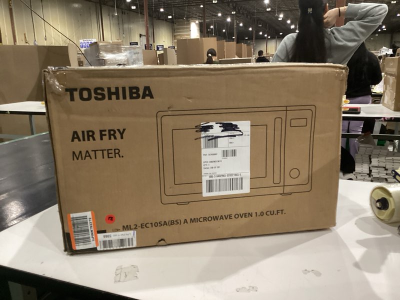 Condition photo showing Good Condition for TOSHIBA Air Fryer Combo 8-in-1 Countertop Microwave Oven, with Convection, Broil, Odor Removal Mode, 12.4" Position Memory Turntable, Child-Lock, 1.0 Cu.ft, Black Stainless Steel, ML2-EC10SA(BS)