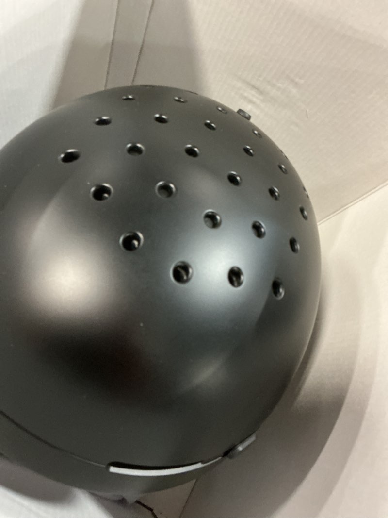 Condition photo showing New/Like New for poc meninx xs- s