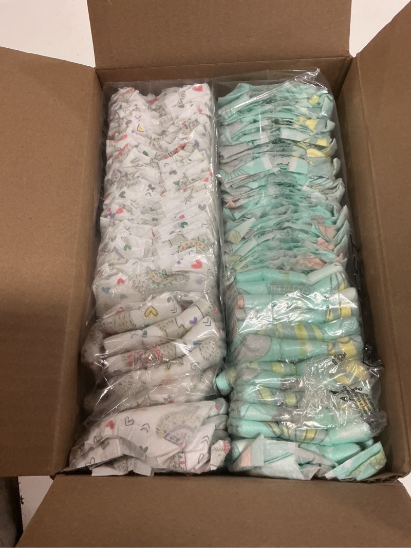 Condition photo showing Good Condition for the honest company comfort dry disposable daytime diapers for sensitive skin, hypoallergenic, above it all + all the alpacas, club box size newborn 72 count newborn (72 count) above it all + all the alpacas