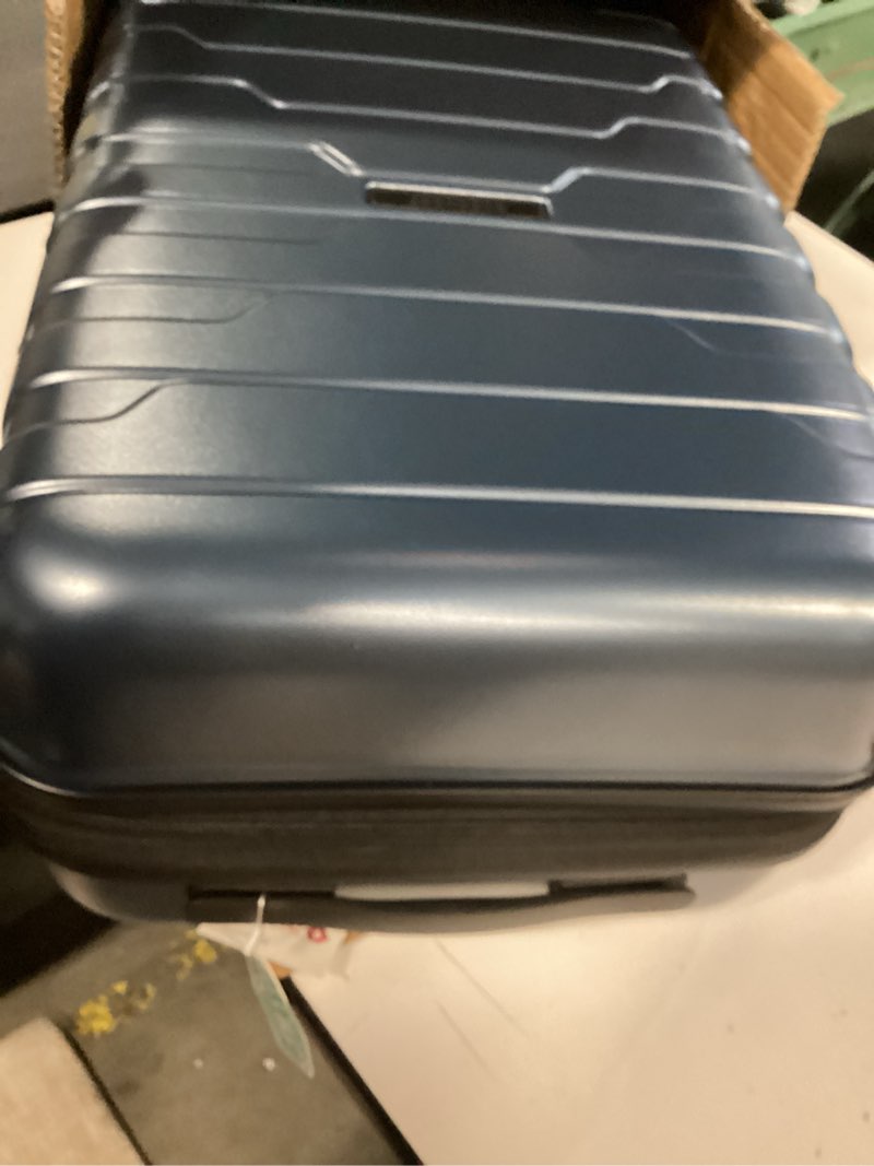 Condition photo showing Good Condition for BAGSMART Carry On Luggage 22x14x9 Airline Approved with Spinner Wheels,Lightweight 20 Inch Luggage with TSA Lock,Expandable Hard Shell Carry On Suitcases for Men Women,Royal Blue Royalblue