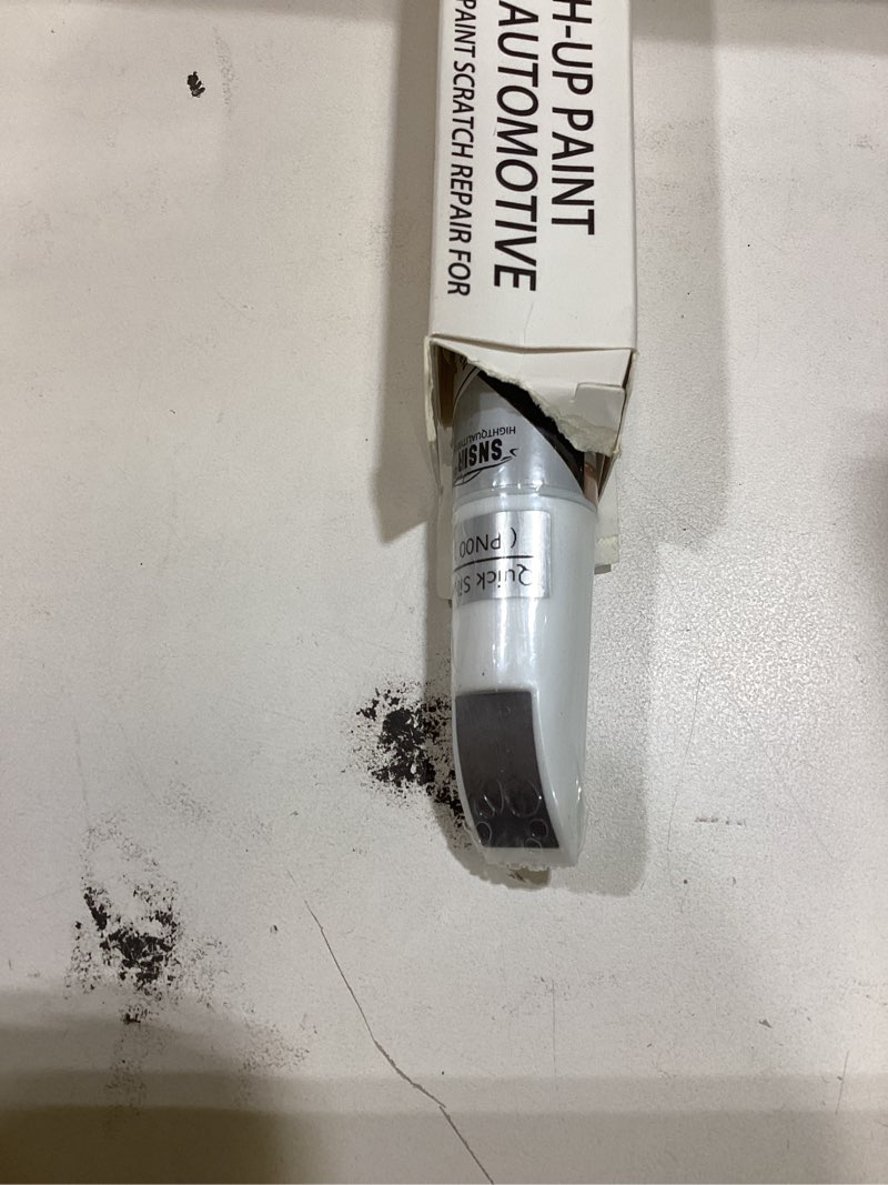 Condition photo showing Good Condition for 218 Attitude/Midnight Black Metallic Touch Up Paint for Toyota, Car Paint Pen Scratch Repair Two-In-