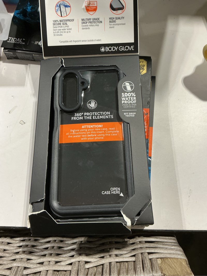 Condition photo showing Good Condition for body glove tidal waterproof phone case for samsung galaxy a17 5g - black/gray