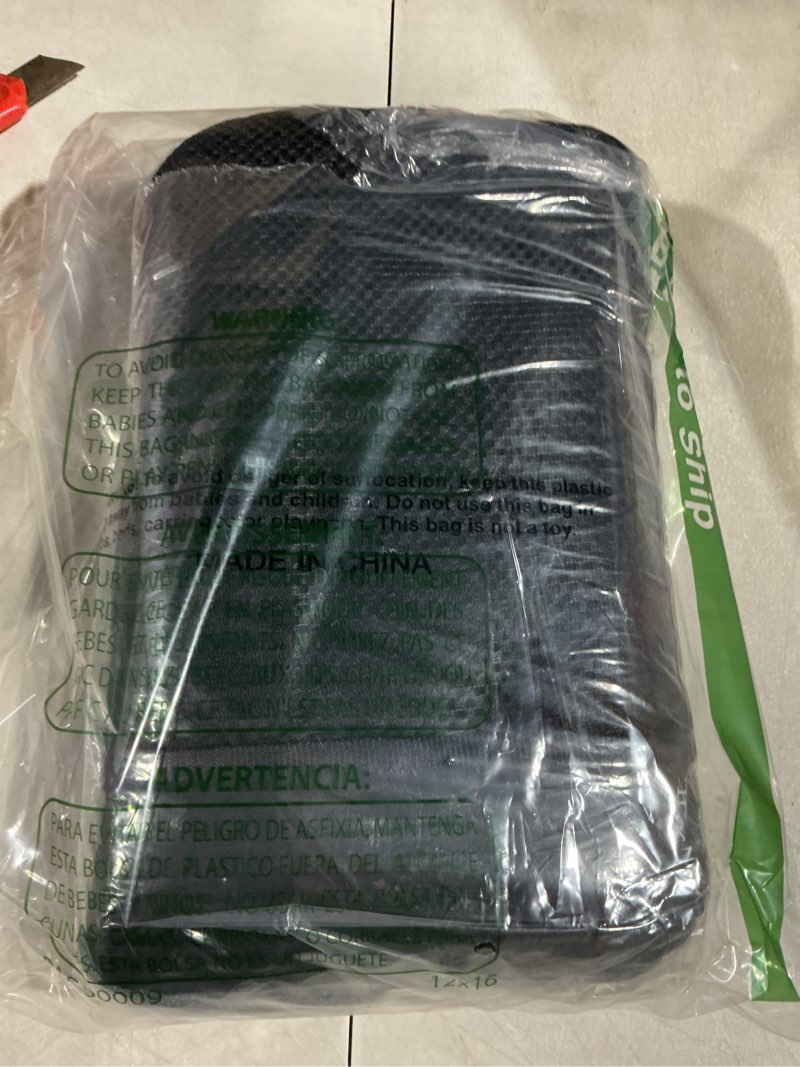 Condition photo showing As Is for BAGAIL 4 Set/6 Set/8 Set Compression Packing Cubes Travel Accessories Expandable Packing Organizers (Half Mesh, 6-Black) 6-Black Half Mesh