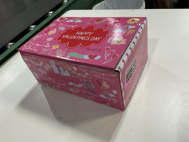 Condition photo showing New/Like New for Valentines Day Gifts for Kids - 24 Pack Valentines Day Heart-Giant Lollipop-Shaped Stationery Gift C