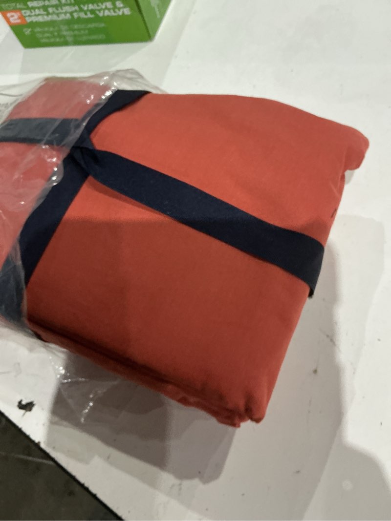 Condition photo showing Good Condition for eddie bauer - queen sheet set, washed percale bedding set with deep pockets, super soft, 100% luxury cotton with smooth percale weave (orange, queen) percale orange queen