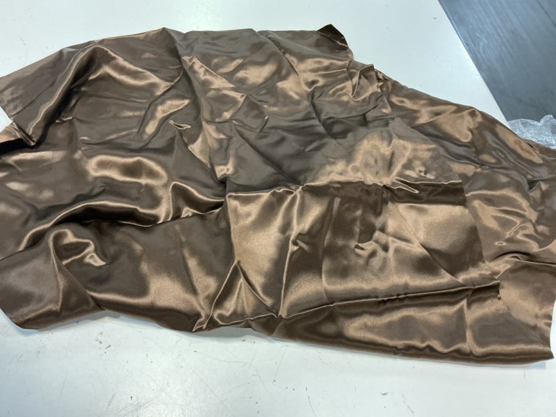 Condition photo showing Good Condition for quince 100% mulberry silk pillowcase, king, espresso (1pcs )
