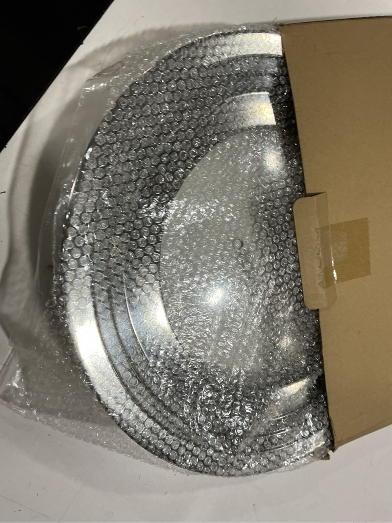 Condition photo showing Good Condition for 15 Inch Large Universal Pans Pots Lid Cover Fits 11/12/13/14/15" Frying Pans/Pots/Woks, Stainless Steel and Tempered Glass Lid with Vent Hole and Heat Resistant Handle