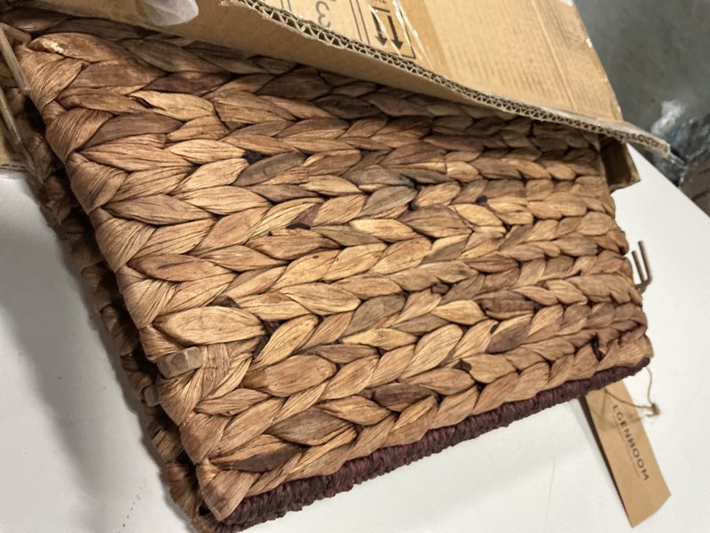 Condition photo showing Good Condition for MIXUMON Handmade Water Hyacinth Christmas Tree Collar 24" – Rustic Basketweave Tree Base Cover, Eco-Friendly Skirt Alternative with Cord Cut-Out (Brown)