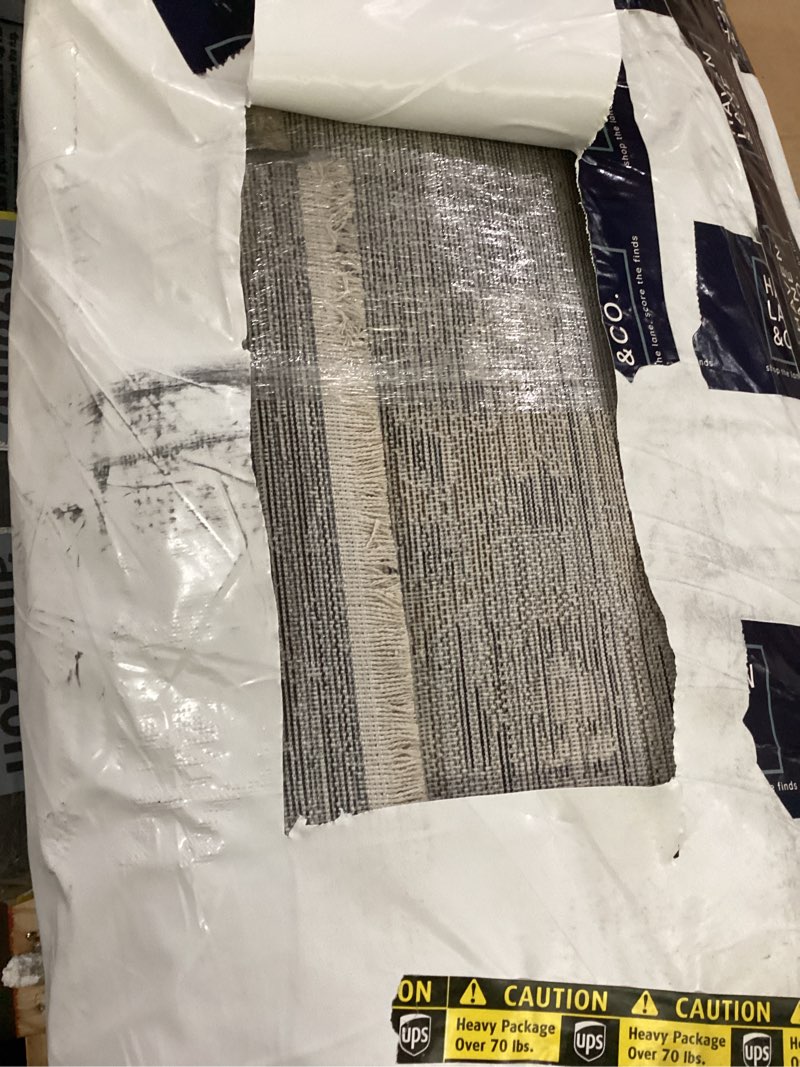 Condition photo showing Good Condition for loloi jean stoffer katherine collection kes-04 ink/jade 11'-6'' x 15'-7'', .25" pile height, area rug ink / jade 11'6" x 15'7" (rectangular)