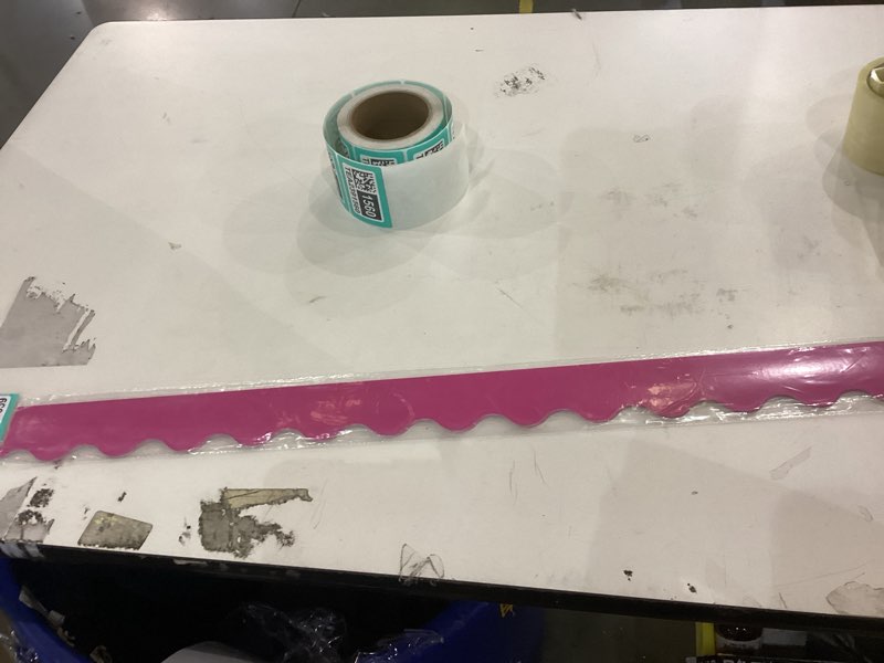 Condition photo showing New/Like New for Teacher Created Resources Hot Pink Scalloped Border Trim (5582)